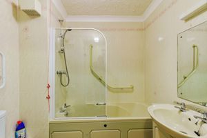 BATHROOM- click for photo gallery